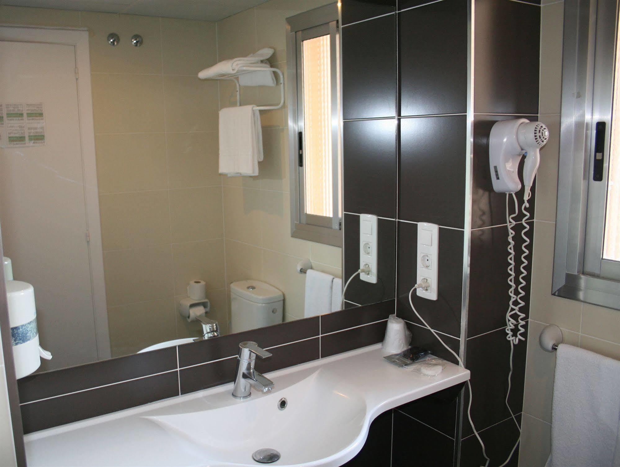 Hotel Montreal Benicàssim Zewnętrze zdjęcie